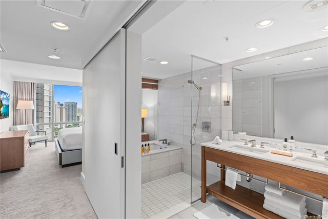2139 Kuhio Avenue 2601, Honolulu, HI 96815