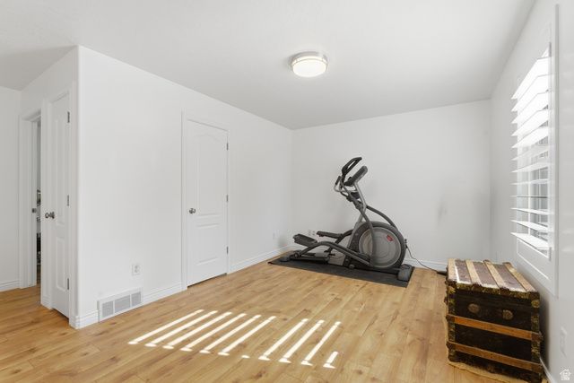 45 N MONTROSE LN, Saratoga Springs, UT 84043