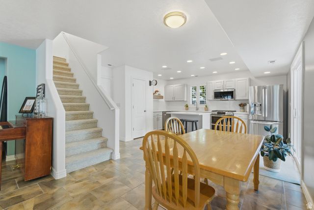 45 N MONTROSE LN, Saratoga Springs, UT 84043