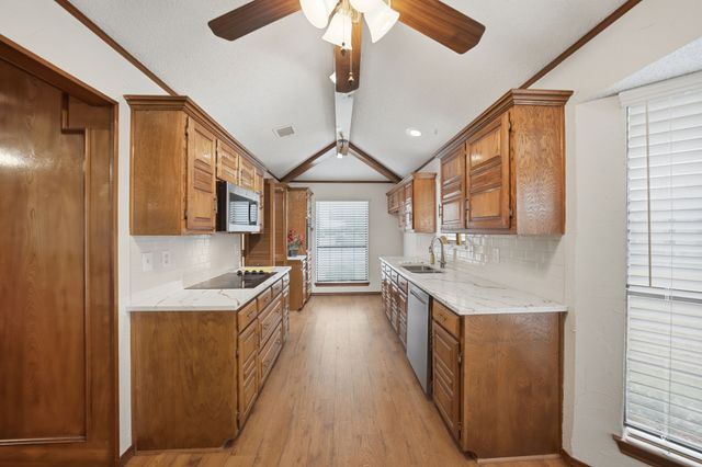 1405 Buena Vista Avenue, Garland, TX 75043