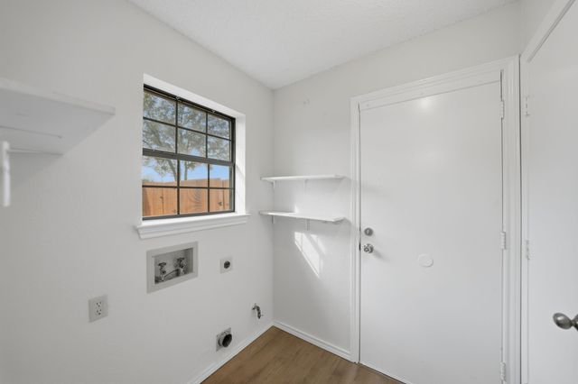 1405 Buena Vista Avenue, Garland, TX 75043