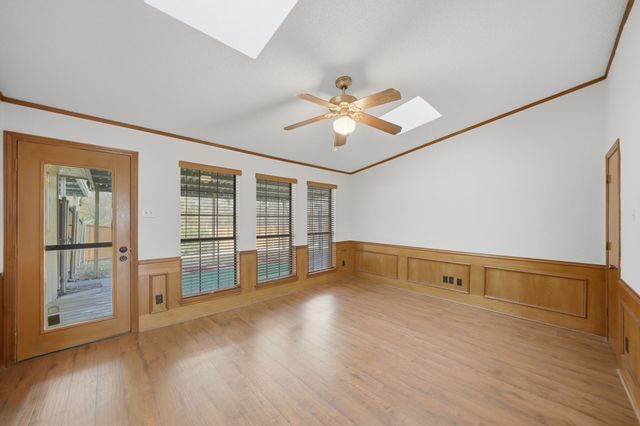 1405 Buena Vista Avenue, Garland, TX 75043