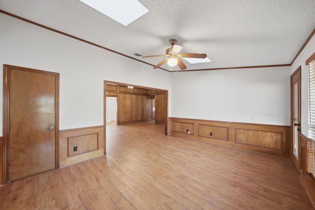 1405 Buena Vista Avenue, Garland, TX 75043