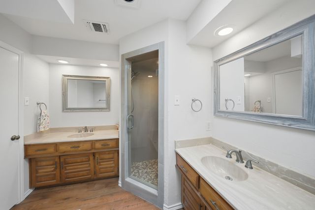 1405 Buena Vista Avenue, Garland, TX 75043