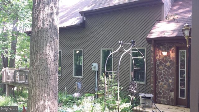 1529 MOUNT ZION RD, Lebanon, PA 17046