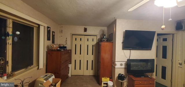 1529 MOUNT ZION RD, Lebanon, PA 17046