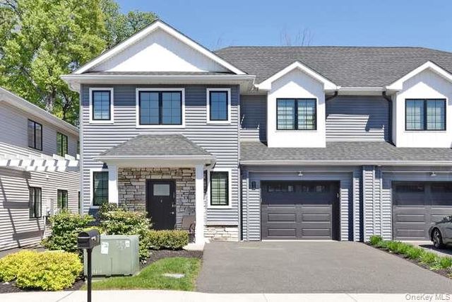 11 Silverwood Circle, Suffern, NY 10901