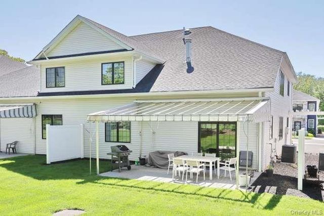 11 Silverwood Circle, Suffern, NY 10901