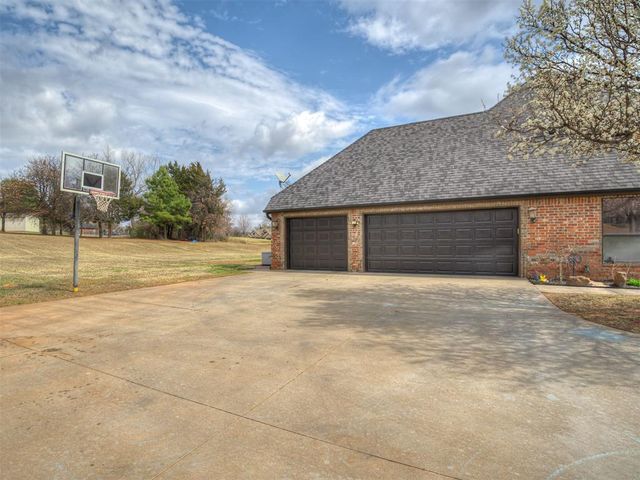 10409 SE 47th Street, Oklahoma City, OK 73150
