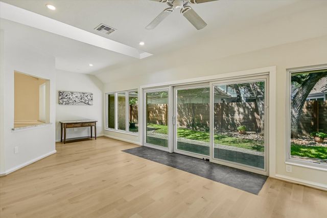 5801 Harrington CV, Austin, TX 78731
