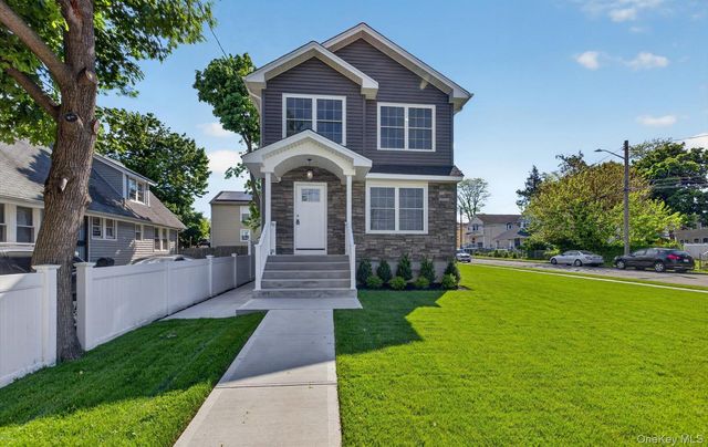 250 Bennett Avenue, Hempstead, NY 11550