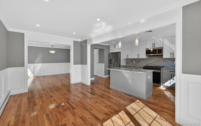250 Bennett Avenue, Hempstead, NY 11550