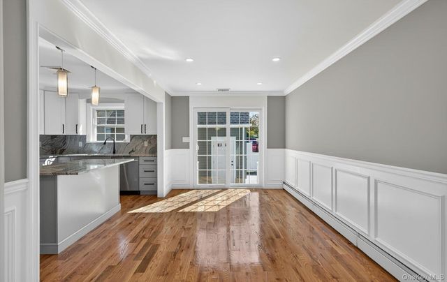 250 Bennett Avenue, Hempstead, NY 11550