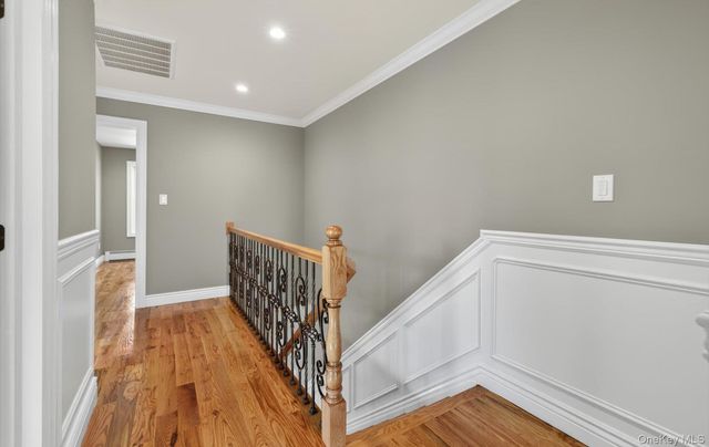 250 Bennett Avenue, Hempstead, NY 11550