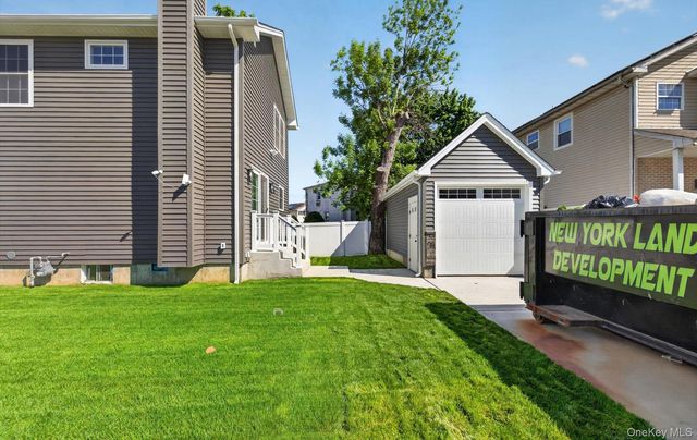 250 Bennett Avenue, Hempstead, NY 11550
