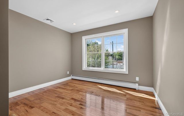 250 Bennett Avenue, Hempstead, NY 11550