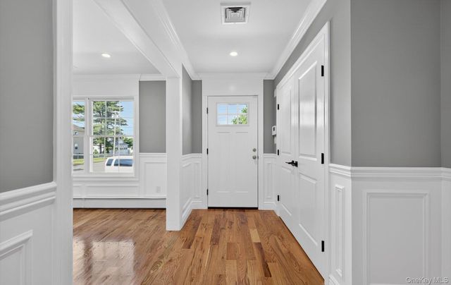 250 Bennett Avenue, Hempstead, NY 11550