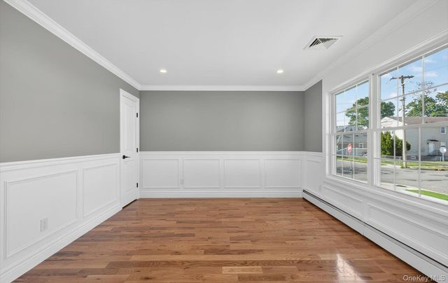 250 Bennett Avenue, Hempstead, NY 11550