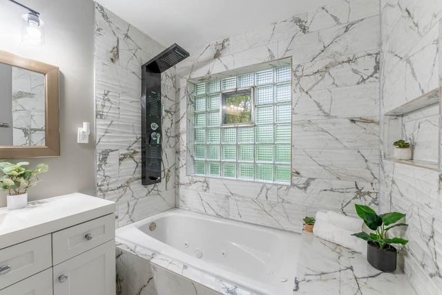 7238 Ash Avenue, Gary, IN 46403