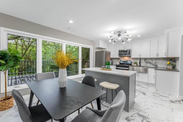 7238 Ash Avenue, Gary, IN 46403