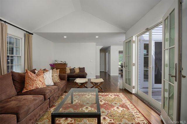 4 Elmer Galloway Road, Katonah, NY 10536