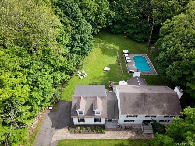 4 Elmer Galloway Road, Katonah, NY 10536