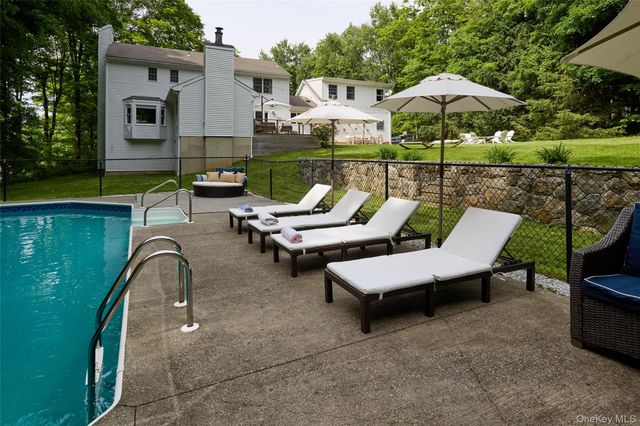 4 Elmer Galloway Road, Katonah, NY 10536
