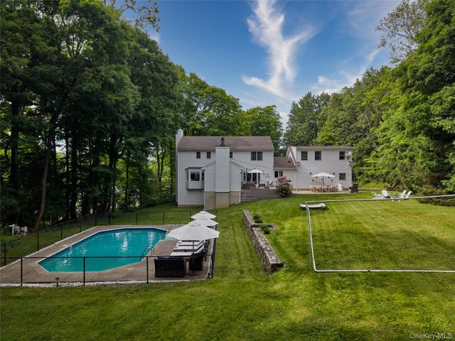 4 Elmer Galloway Road, Katonah, NY 10536