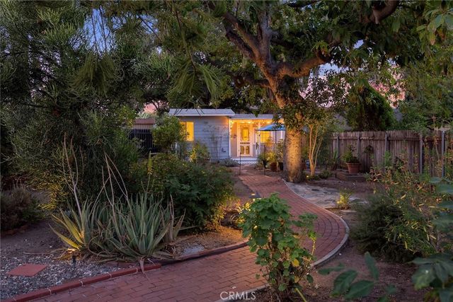 1913 Hanford, Pasadena, CA 91104