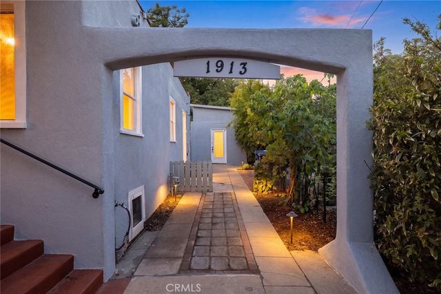 1913 Hanford, Pasadena, CA 91104