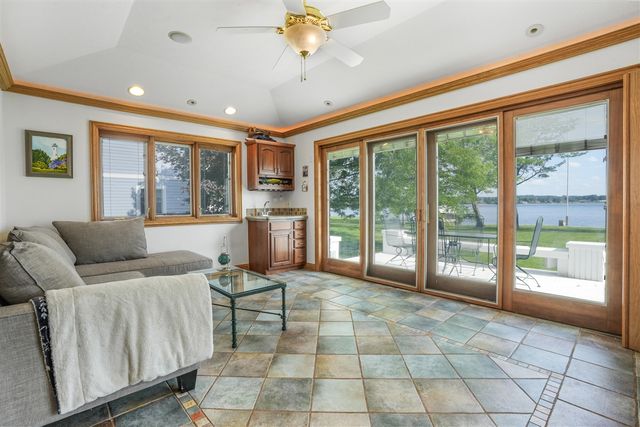 707 Lake Shore Drive, Cadillac, MI 49601