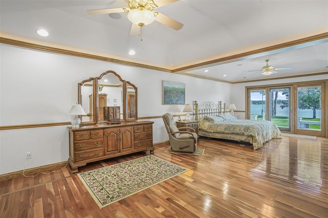 707 Lake Shore Drive, Cadillac, MI 49601