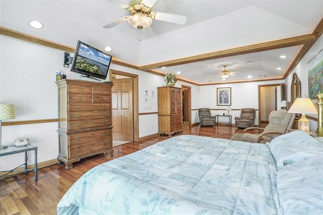 707 Lake Shore Drive, Cadillac, MI 49601