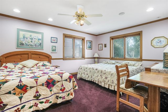 707 Lake Shore Drive, Cadillac, MI 49601