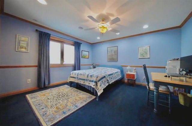 707 Lake Shore Drive, Cadillac, MI 49601