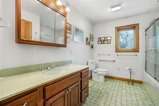 707 Lake Shore Drive, Cadillac, MI 49601