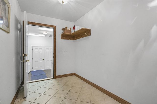 707 Lake Shore Drive, Cadillac, MI 49601