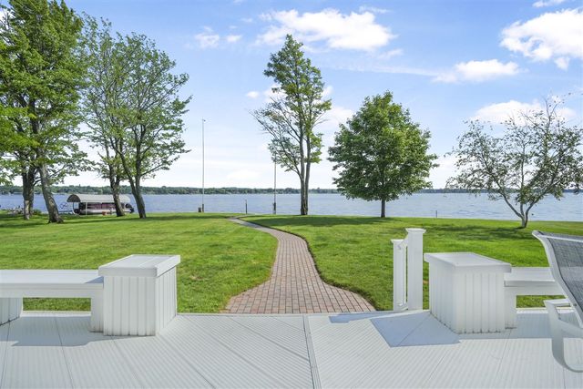 707 Lake Shore Drive, Cadillac, MI 49601