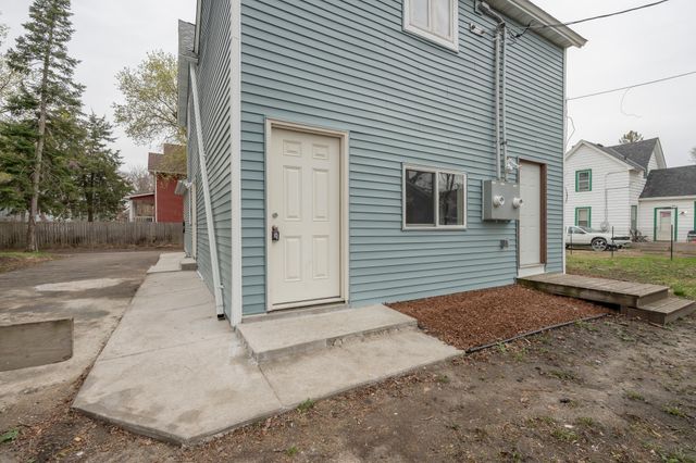 2504 Humboldt Avenue N, Minneapolis, MN 55411