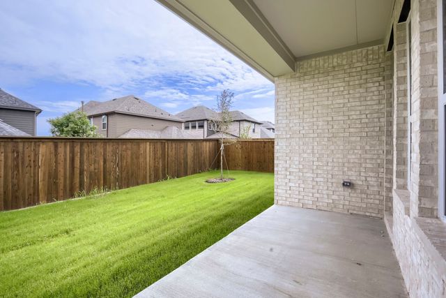 833 Stone Grove Road, Lavon, TX 75166