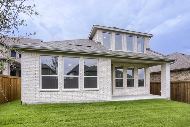 833 Stone Grove Road, Lavon, TX 75166