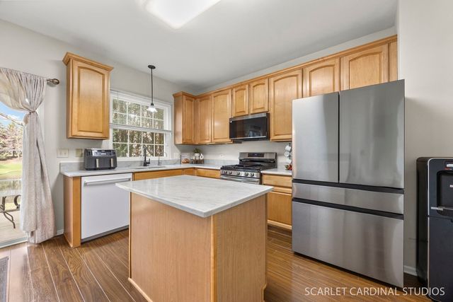 2826 Peachtree Circle, Aurora, IL 60502