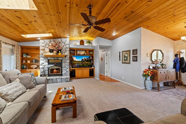 15595 Curtis Cir, Sonora, CA 95370