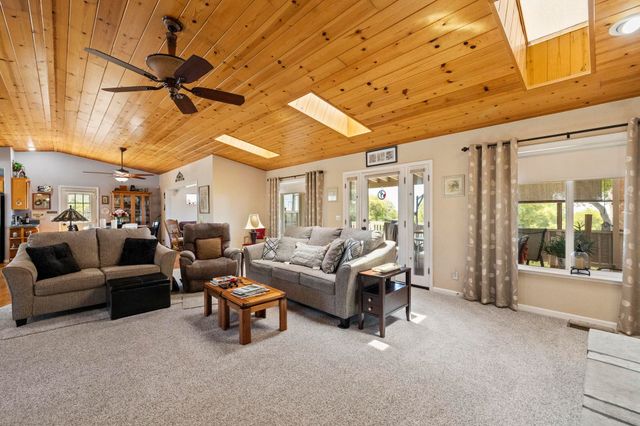 15595 Curtis Cir, Sonora, CA 95370