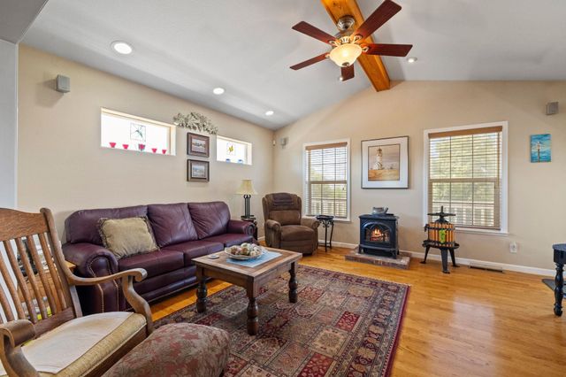 15595 Curtis Cir, Sonora, CA 95370