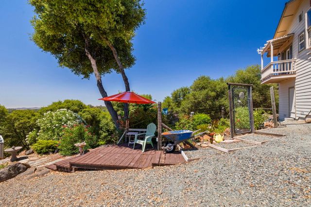 15595 Curtis Cir, Sonora, CA 95370