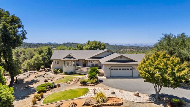 15595 Curtis Cir, Sonora, CA 95370