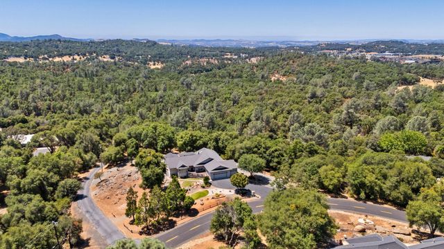 15595 Curtis Cir, Sonora, CA 95370