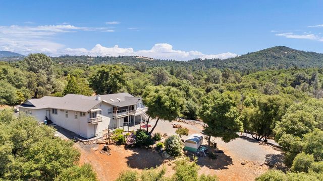 15595 Curtis Cir, Sonora, CA 95370