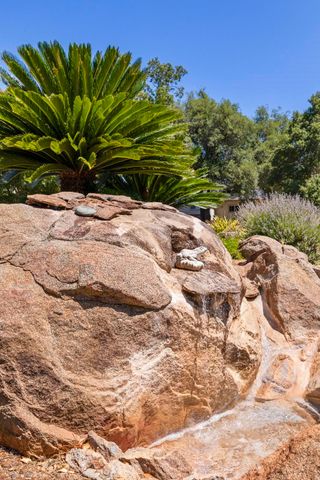 15595 Curtis Cir, Sonora, CA 95370